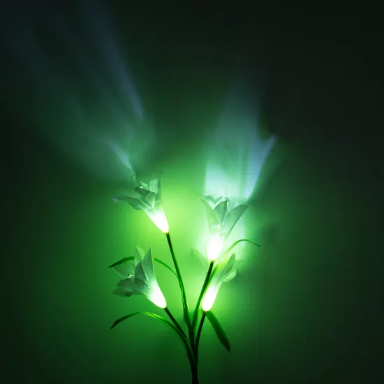 GloboStar® 85706 Αυτόνομο Ηλιακό Φωτιστικό Λουλούδι LED SMD 1W 100lm με Ενσωματωμένη Μπαταρία 600mAh - Φωτοβολταϊκό Πάνελ με Αισθητήρα Ημέρας-Νύχτας Αδιάβροχο IP65 Garden Lily Flower Ψυχρό Λευκό 6000K - ΣΕΤ 2 Τεμάχια