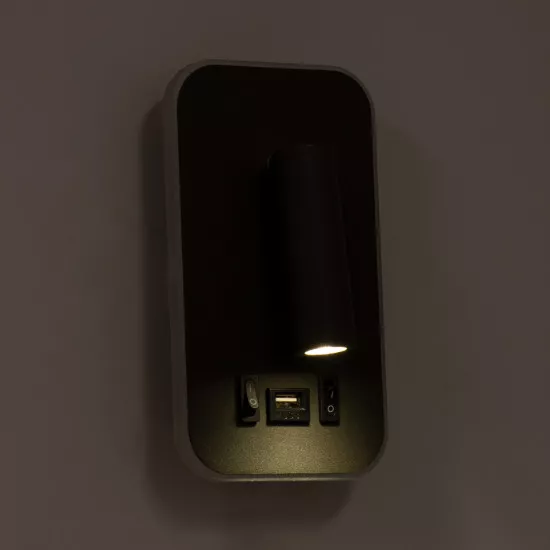 GloboStar® LADY-O 61363 Μοντέρνο Φωτιστικό Τοίχου - Απλίκα Ξενοδοχείου Bed Side LED 10W 1000lm 36° & 360° AC 220-240V - Reading Light & 360° Κρυφός Φωτισμός - Φορτιστής USB 3A - Μ10.5 x Π10 x Υ18.5cm - Φυσικό Λευκό 4500K - Μαύρο